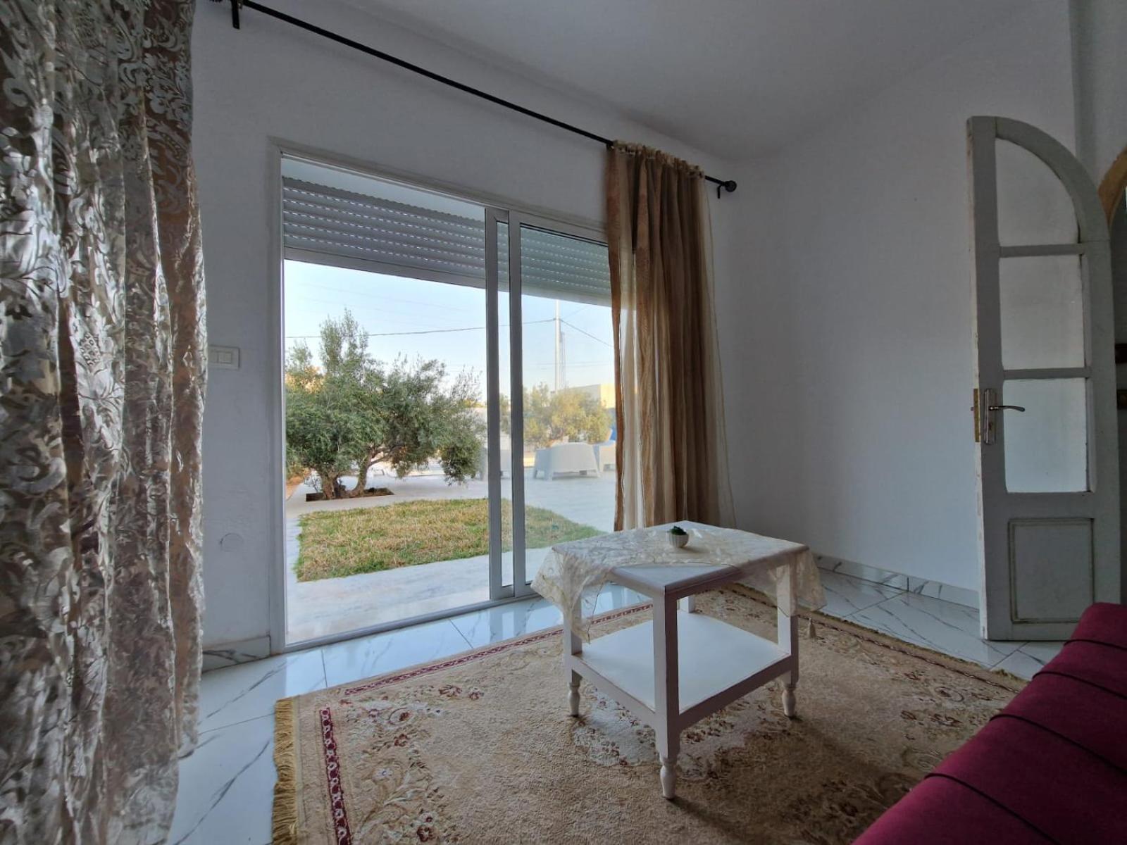 Djerba 7 * Aghīr